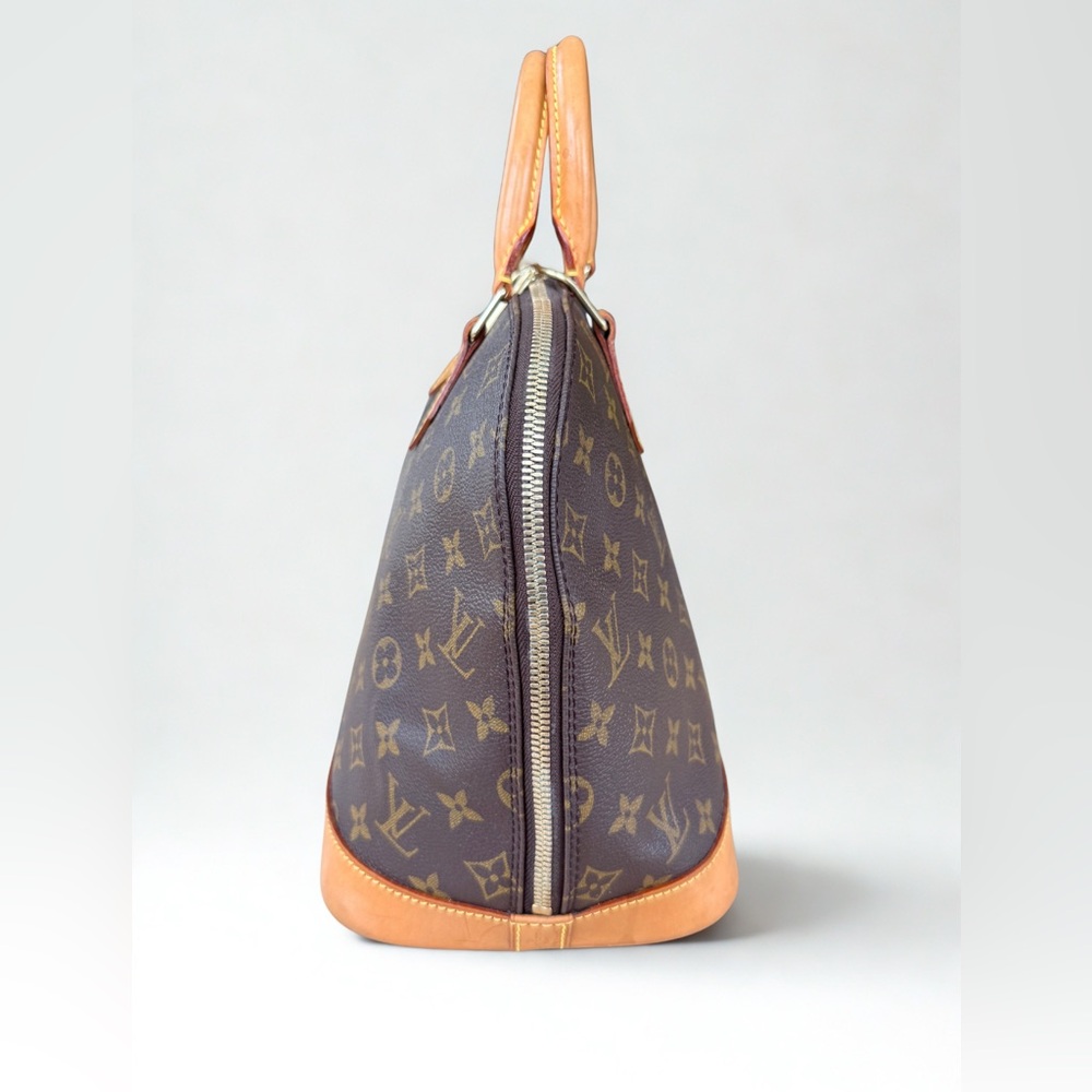 Certified Authentic LOUIS VUITTON Monogram Alma PM w/ Lock, Key, Dust Bag & COA - Picture 3 of 16